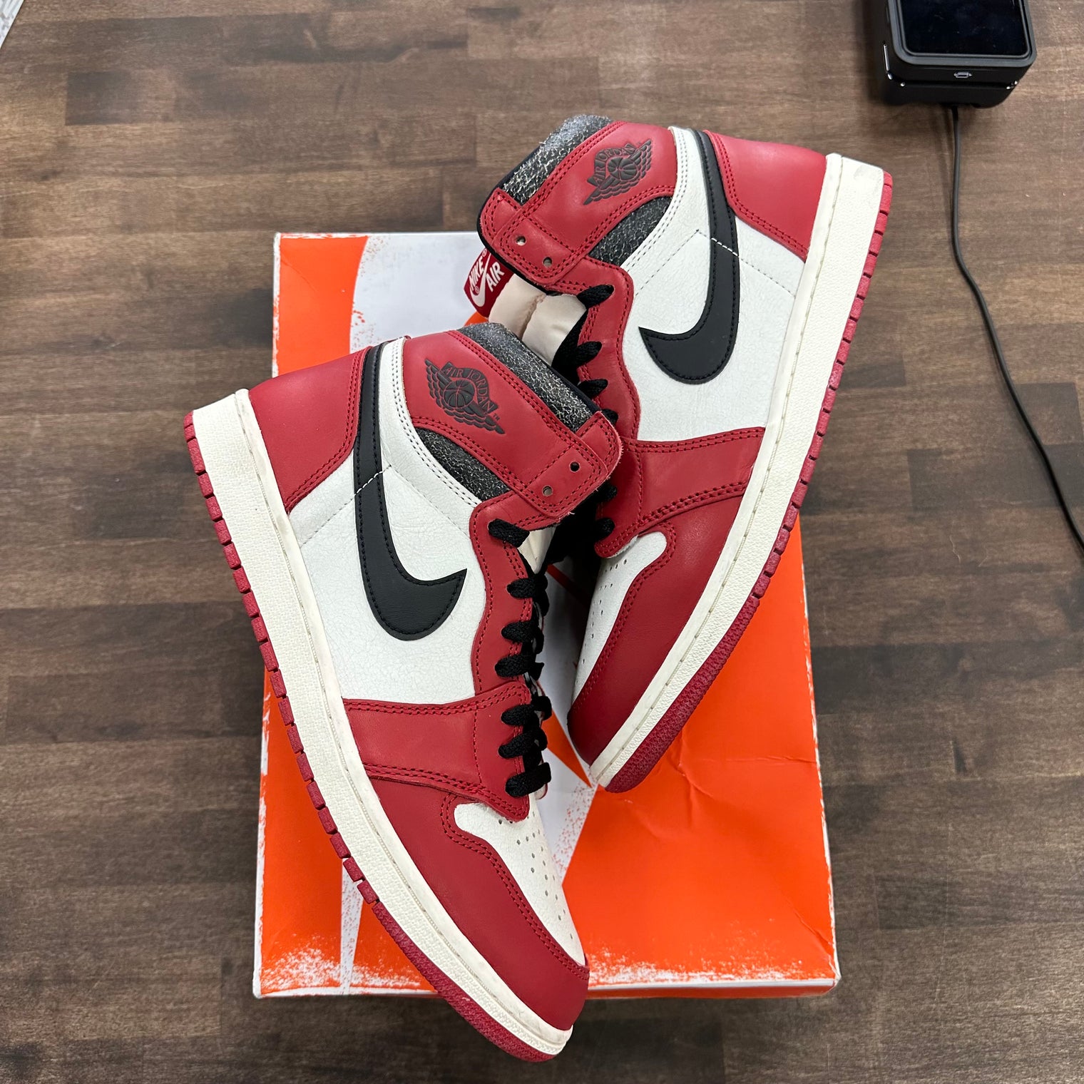 Lost and Found Chicago Jordan 1 High (USED)