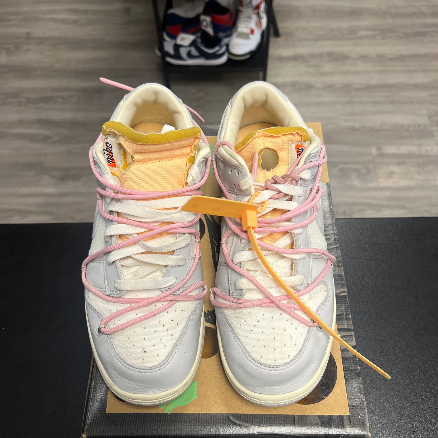 Off-White Lot 9 Dunk Low (USED)
