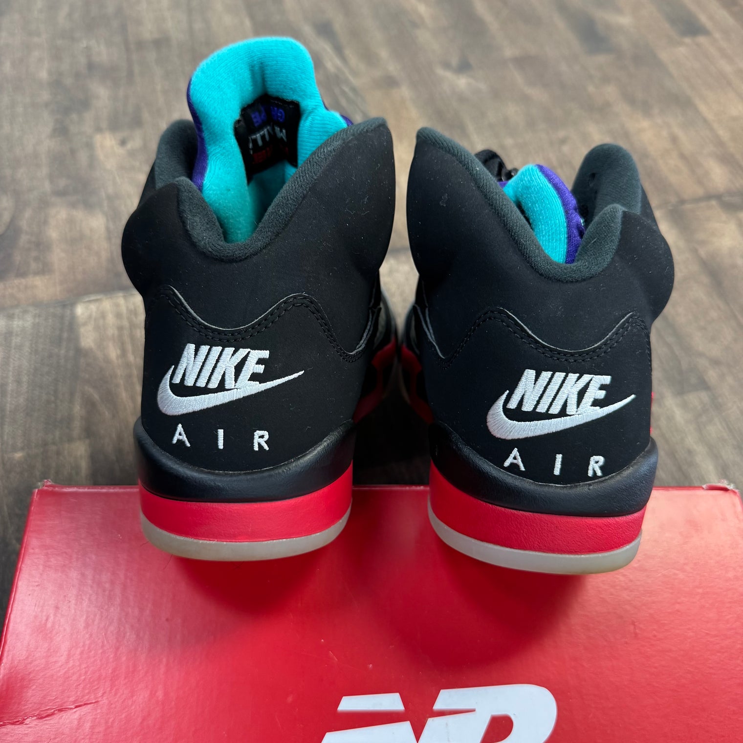Top 3 Jordan 5 Retro (USED, No Box)