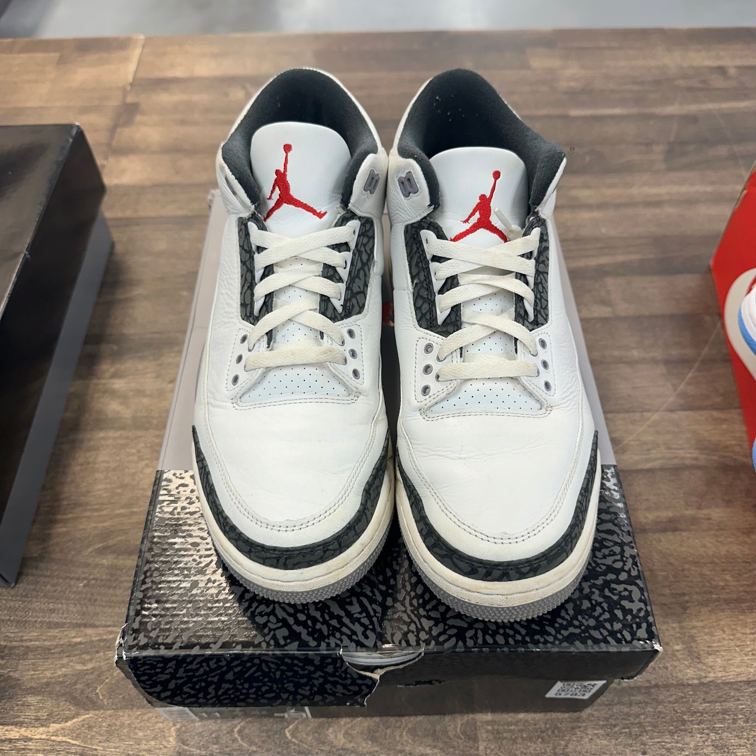 Cement Grey Jordan 3 Retro (USED)