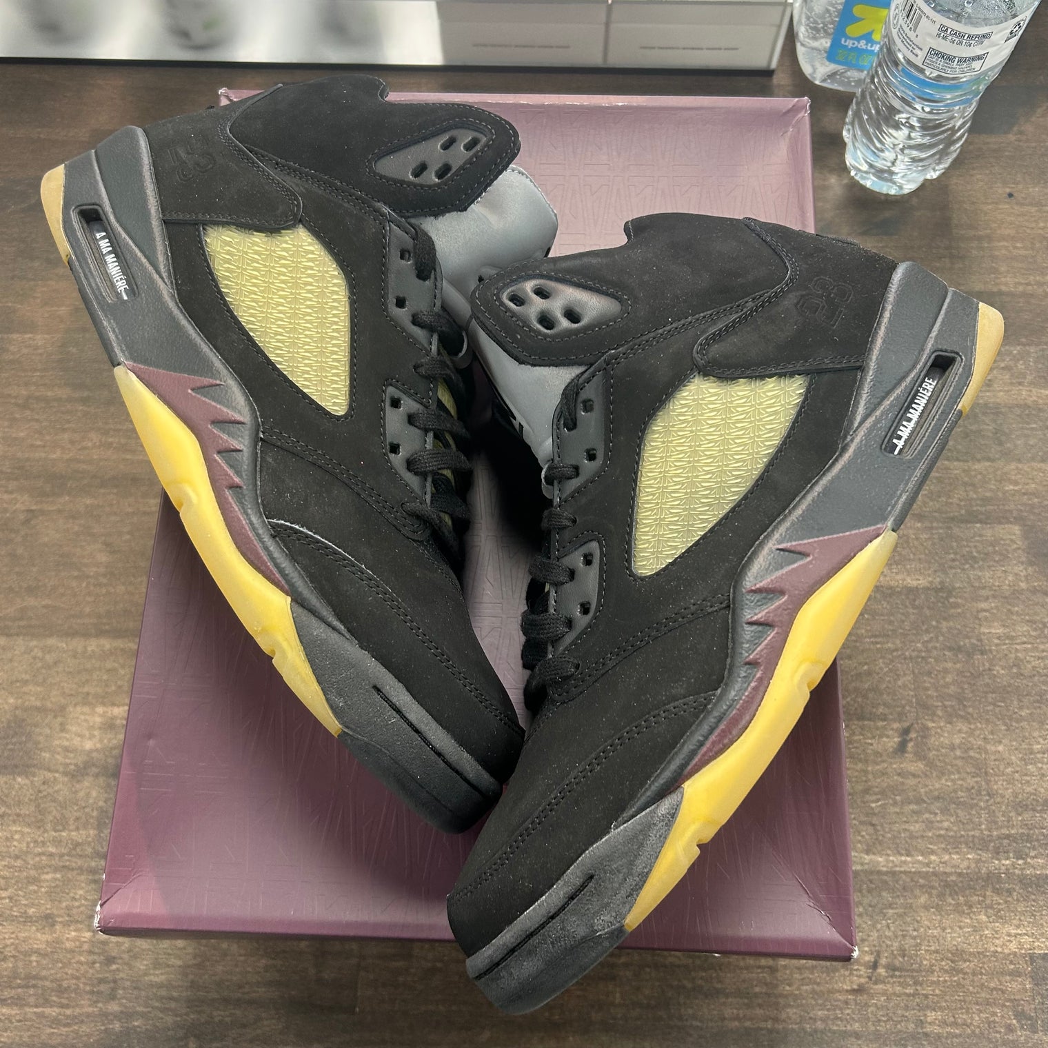 A Ma Maniere Dusk Jodan 5 Retro (USED)