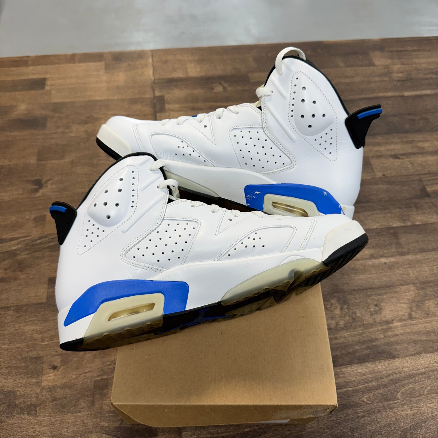 Sport Blue Jordan 6 (2014) (USED,No Box)