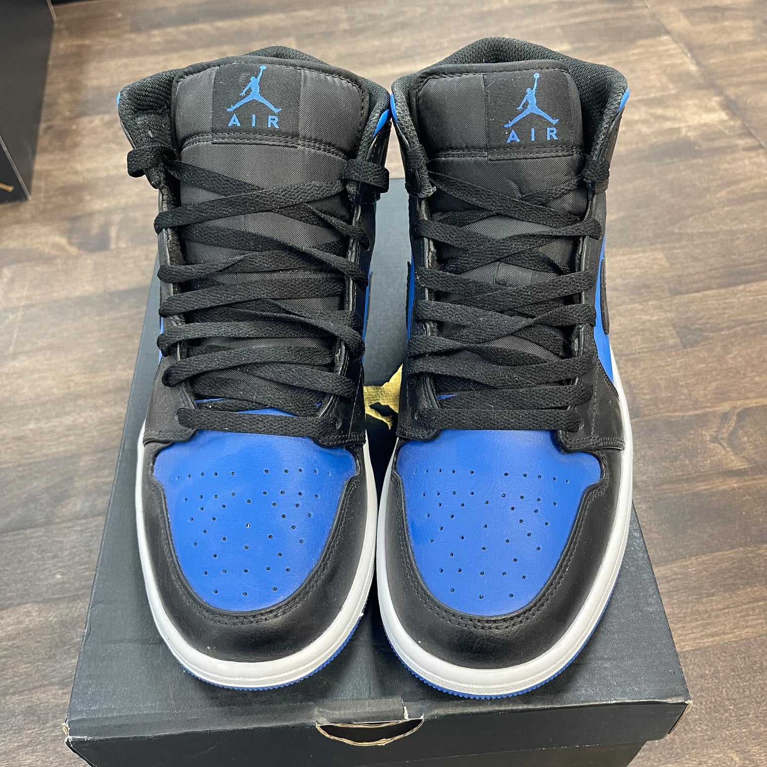 Black Royal Blue Jordan 1 Mid (USED)