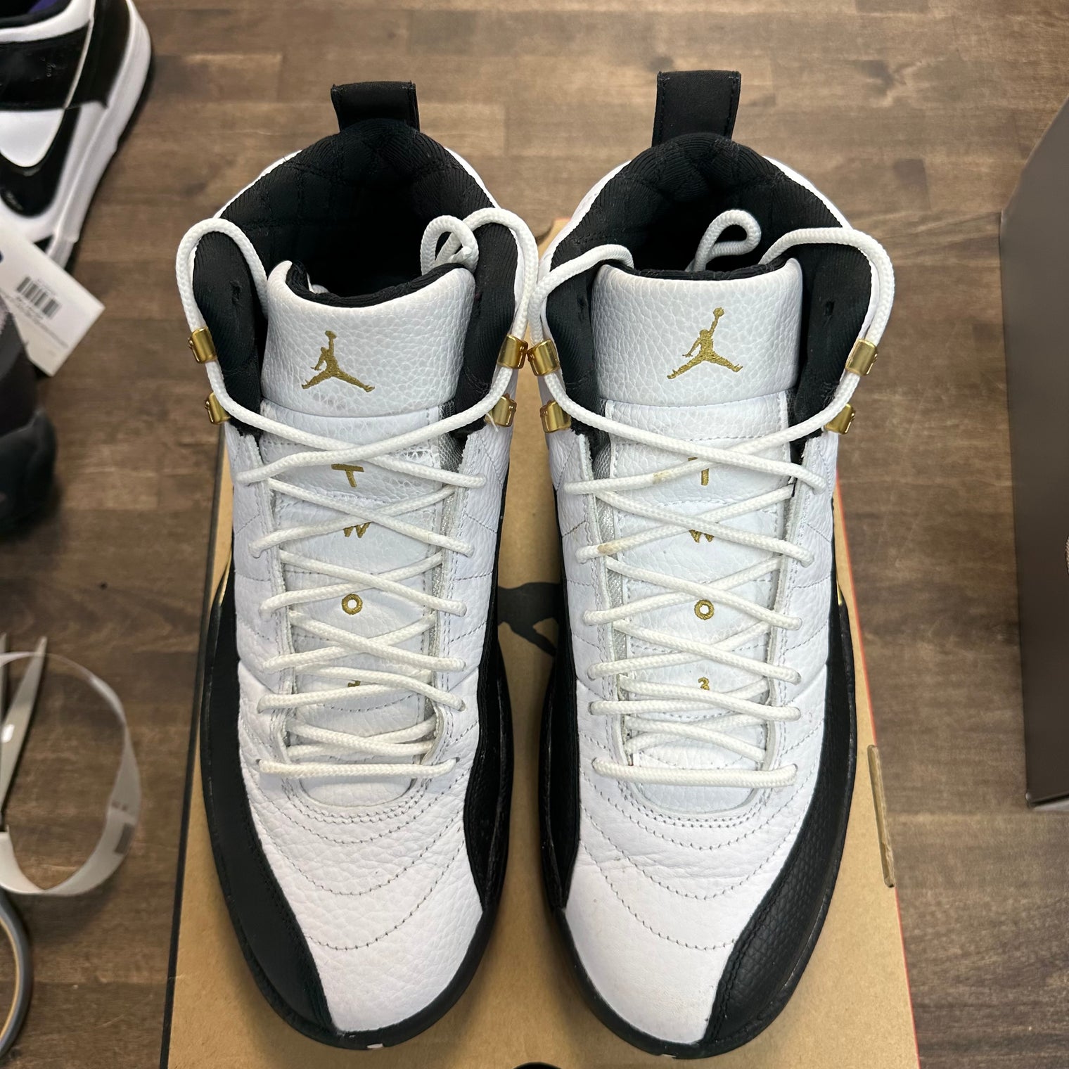 Taxi Royalty Jordan 12 Retro (USED)