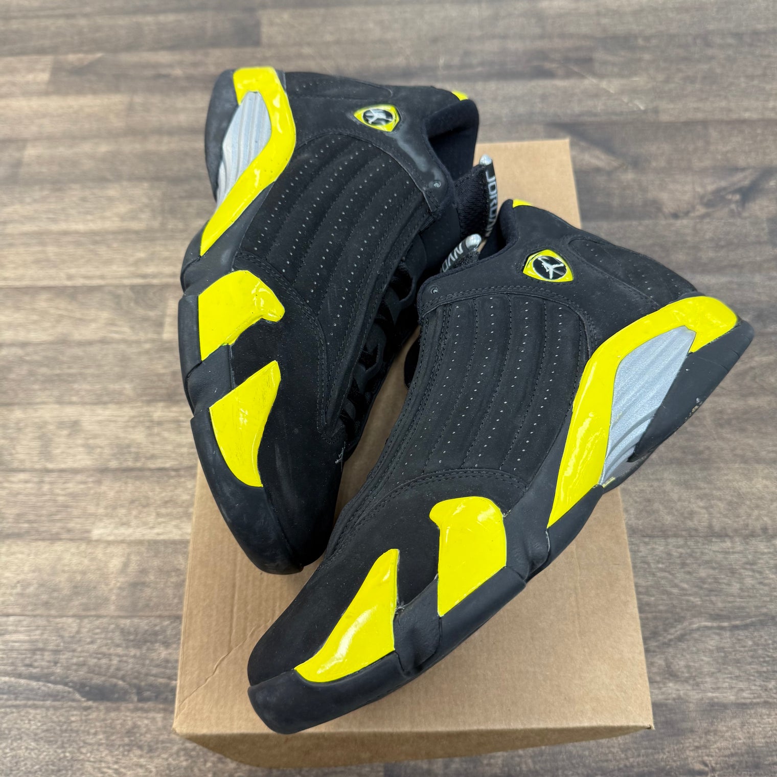 Thunder Jordan 14 Retro (USED, No Box)