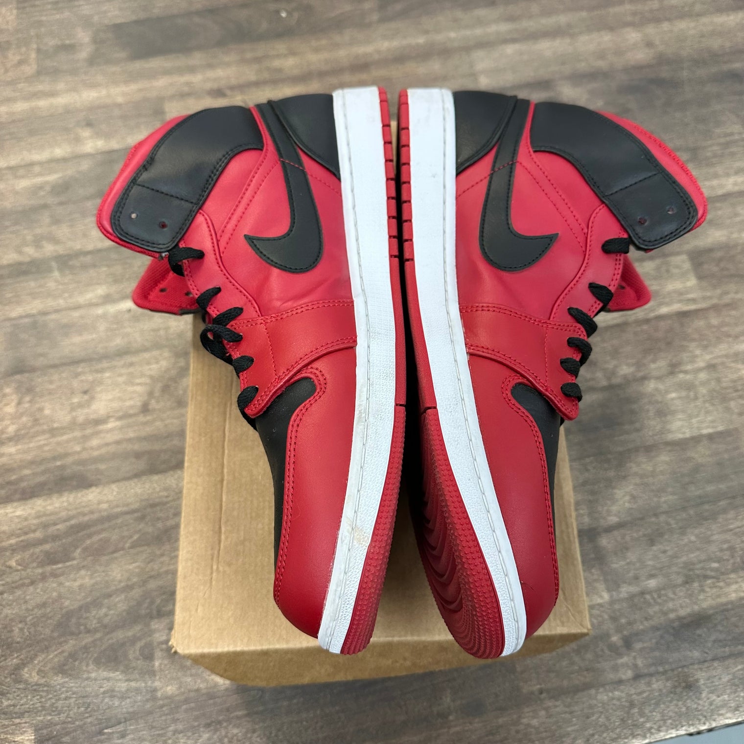 Reverse Bred Jordan 1 Mid (USED, No Box)