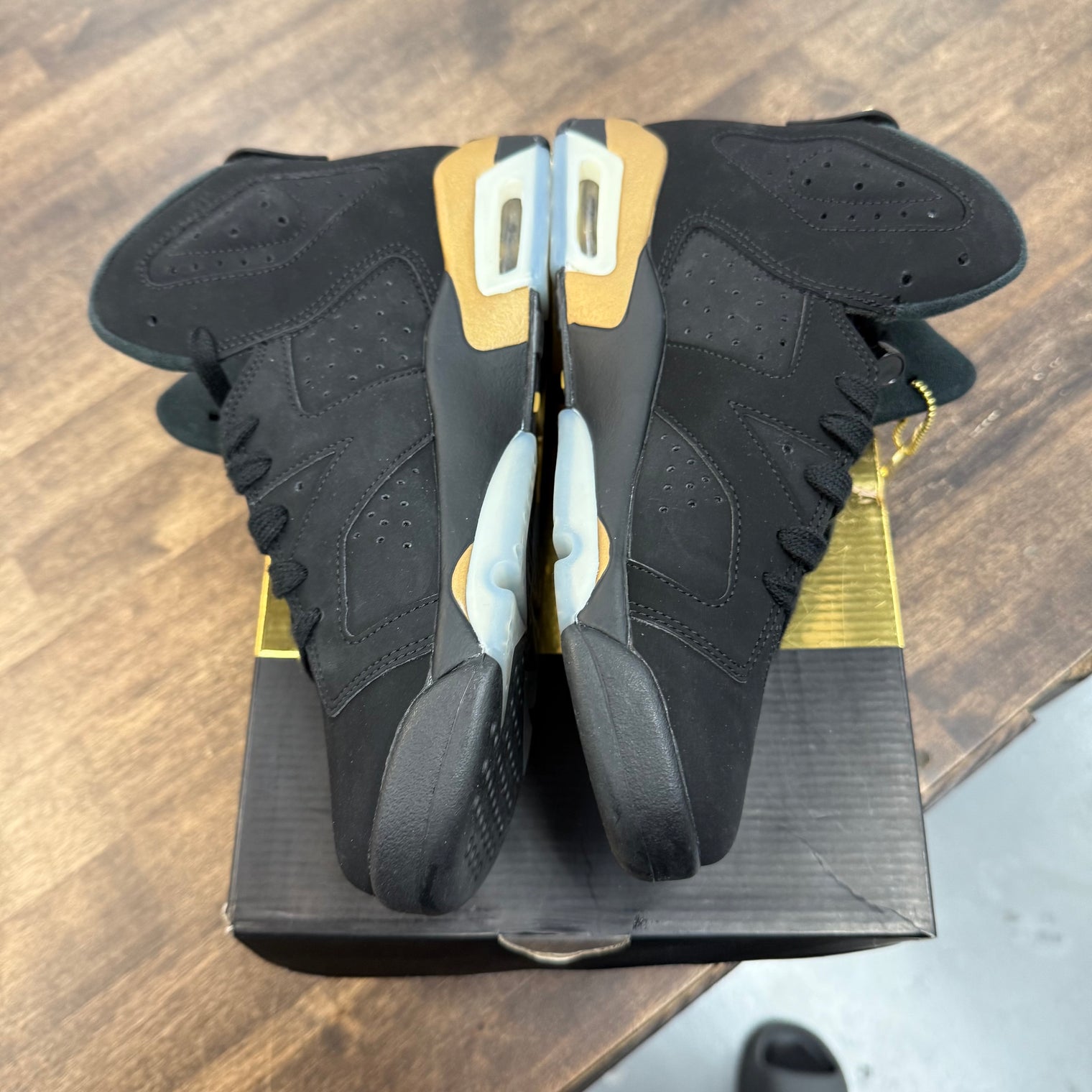 (GS) DMP Jordan 6 (USED)