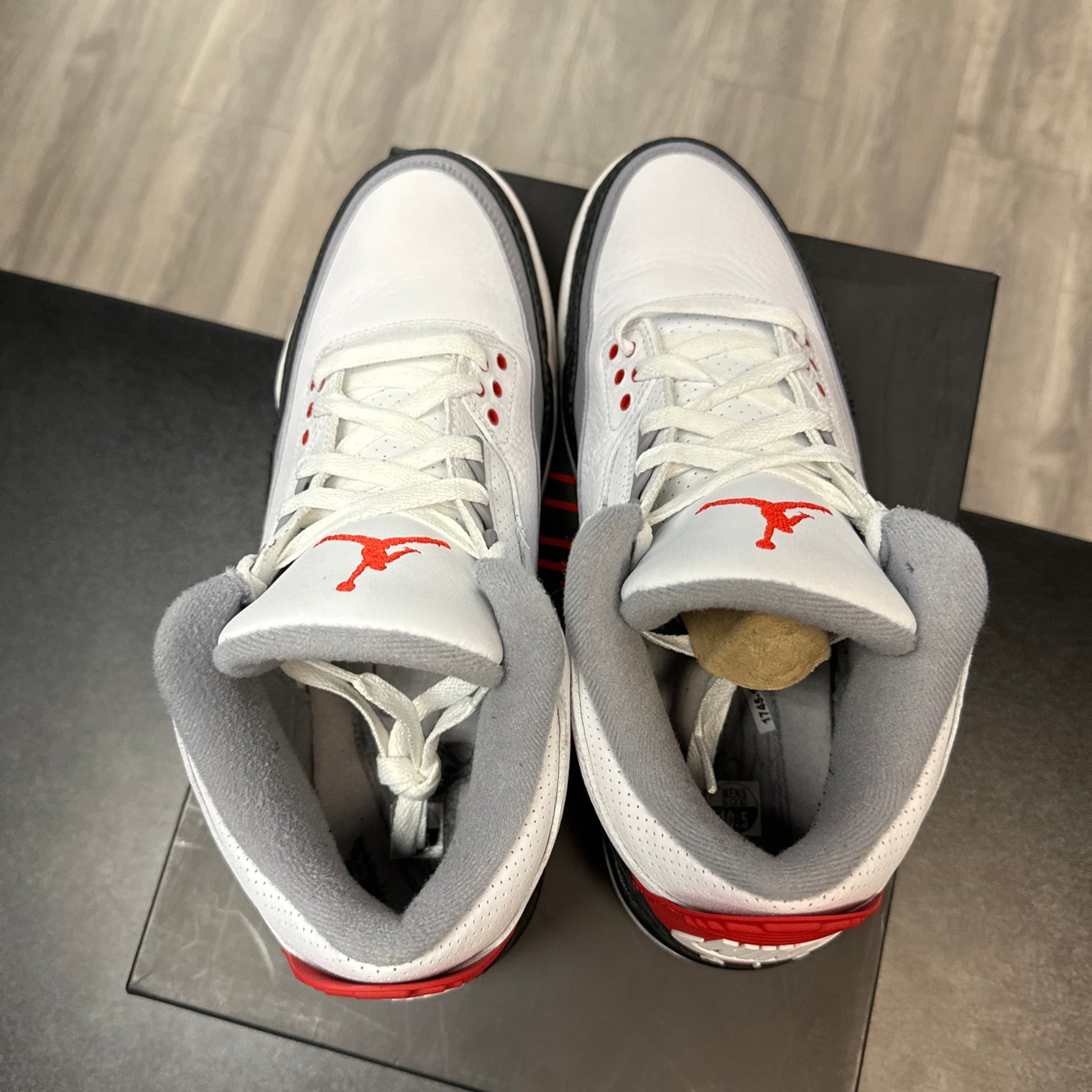 Tinker Hatfield Jordan 3 (USED)