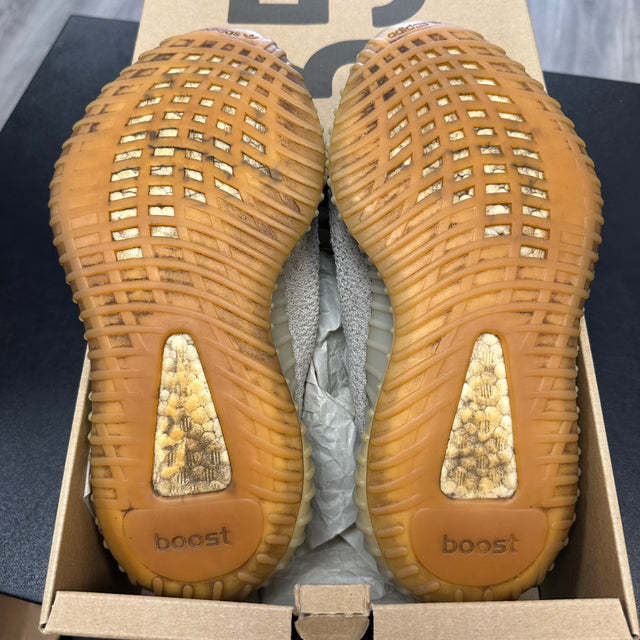 Sesame Yeezy 350 (USED)