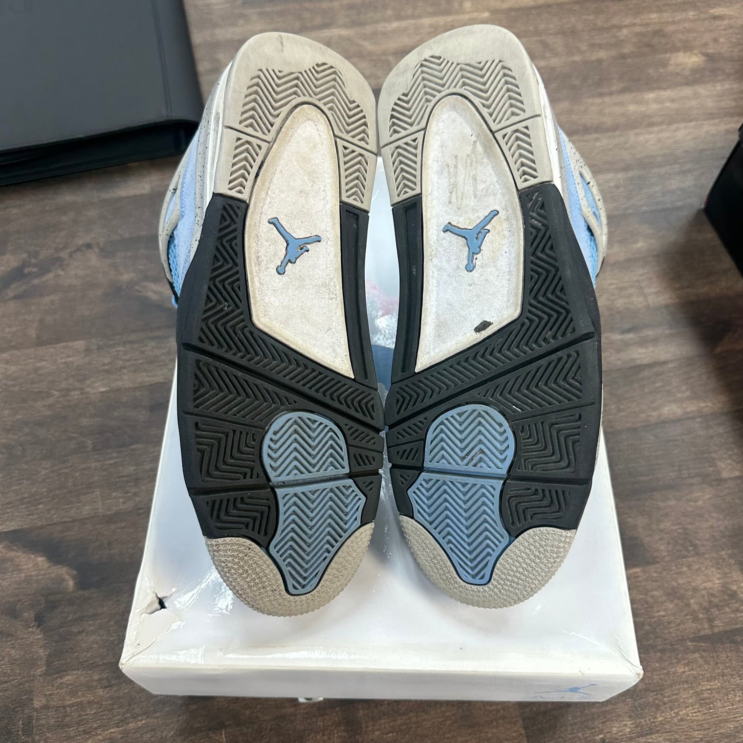 University Blue Jordan 4 (USED)