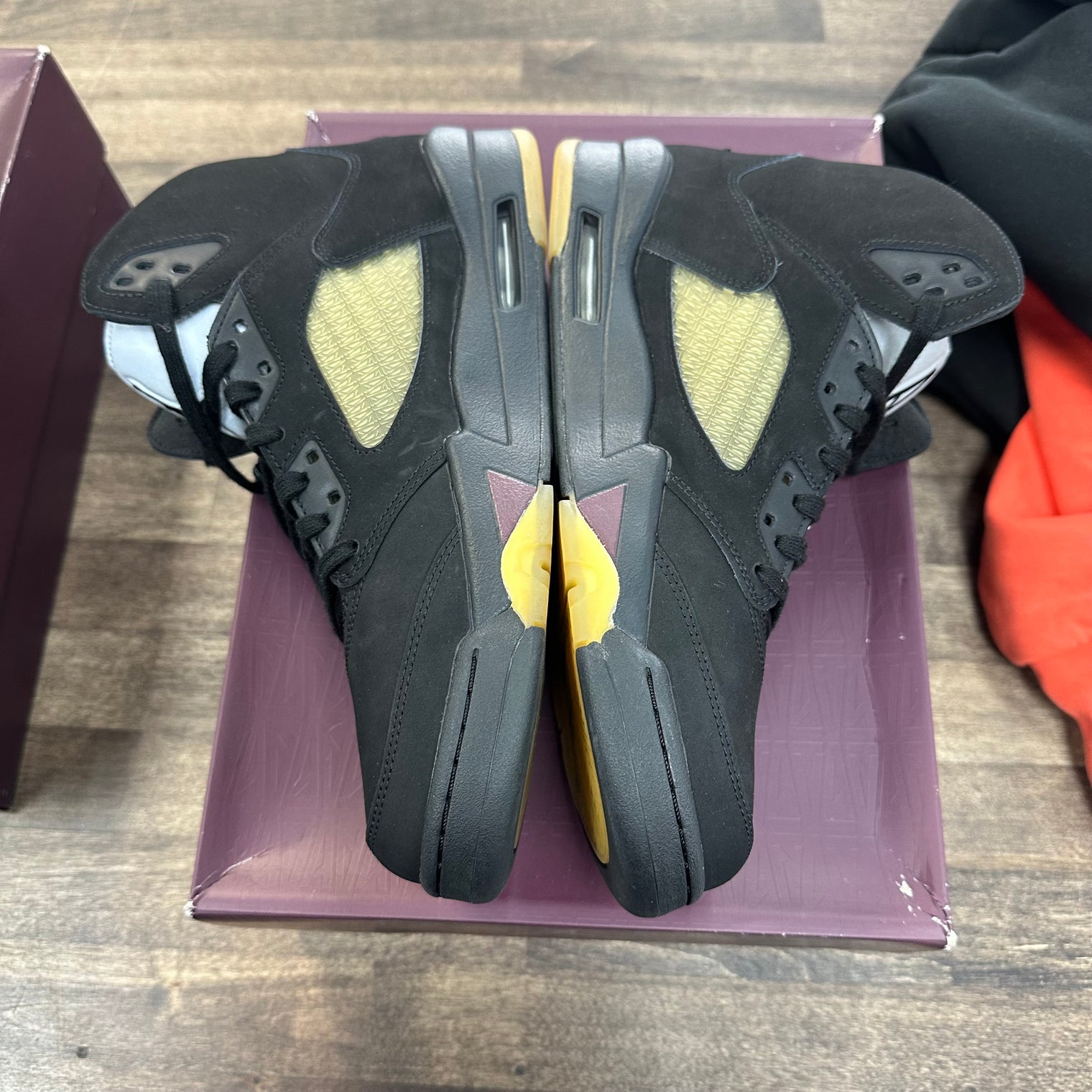 A Ma Maniere Dusk Jordan 5 Retro (Lightly worn)