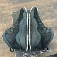 Stealth Jordan 10 Retro (USED)