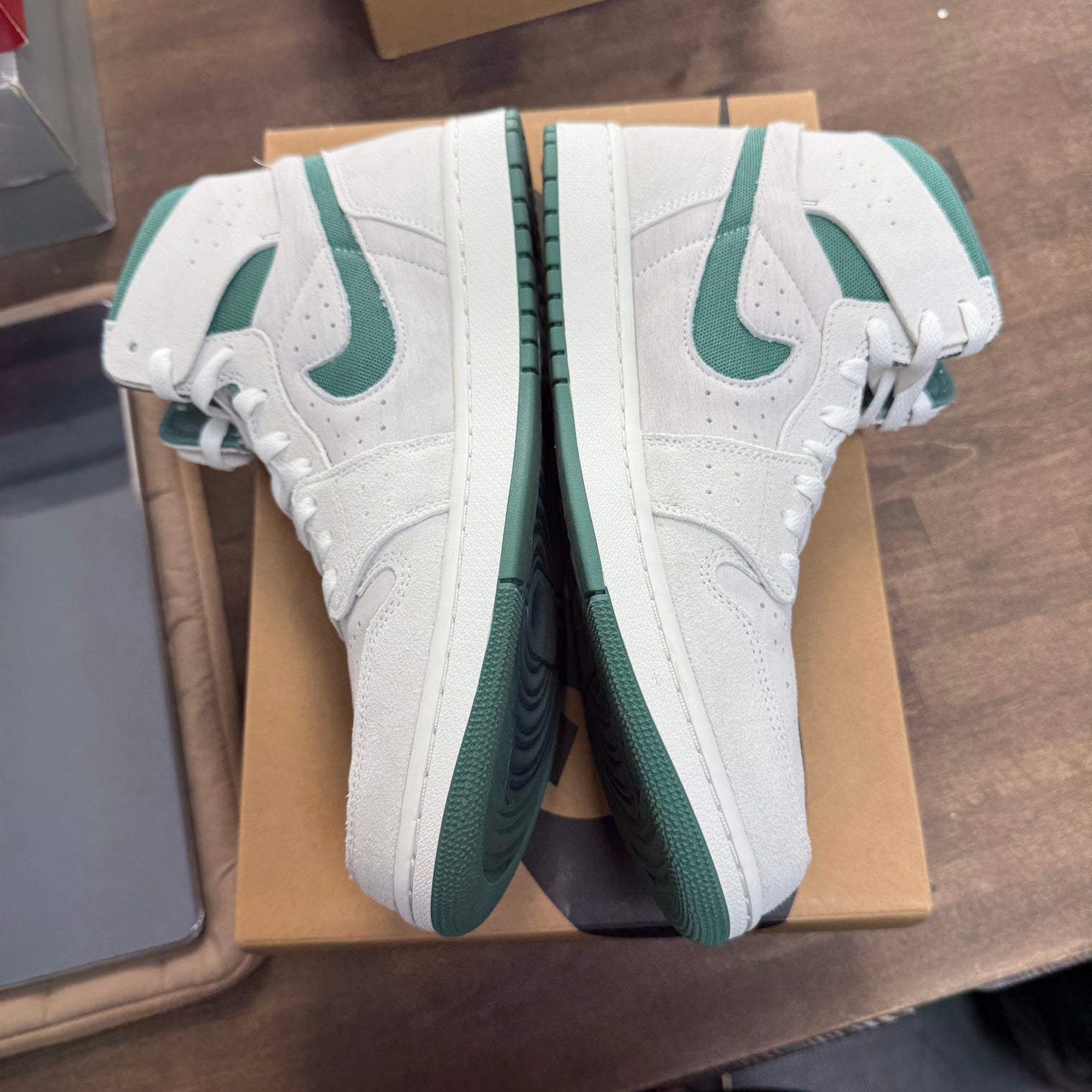 Bicoastal Jordan 1 High Zoom Air CMFT 2 (USED)