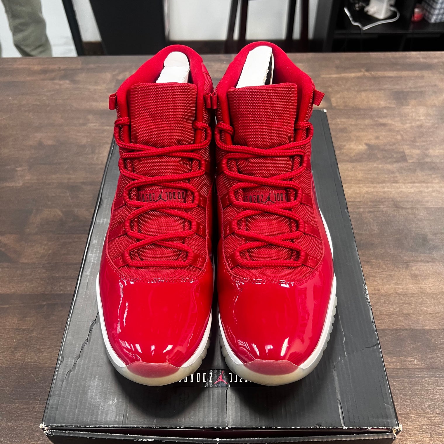Win like 96 Jordan 11 (USED)