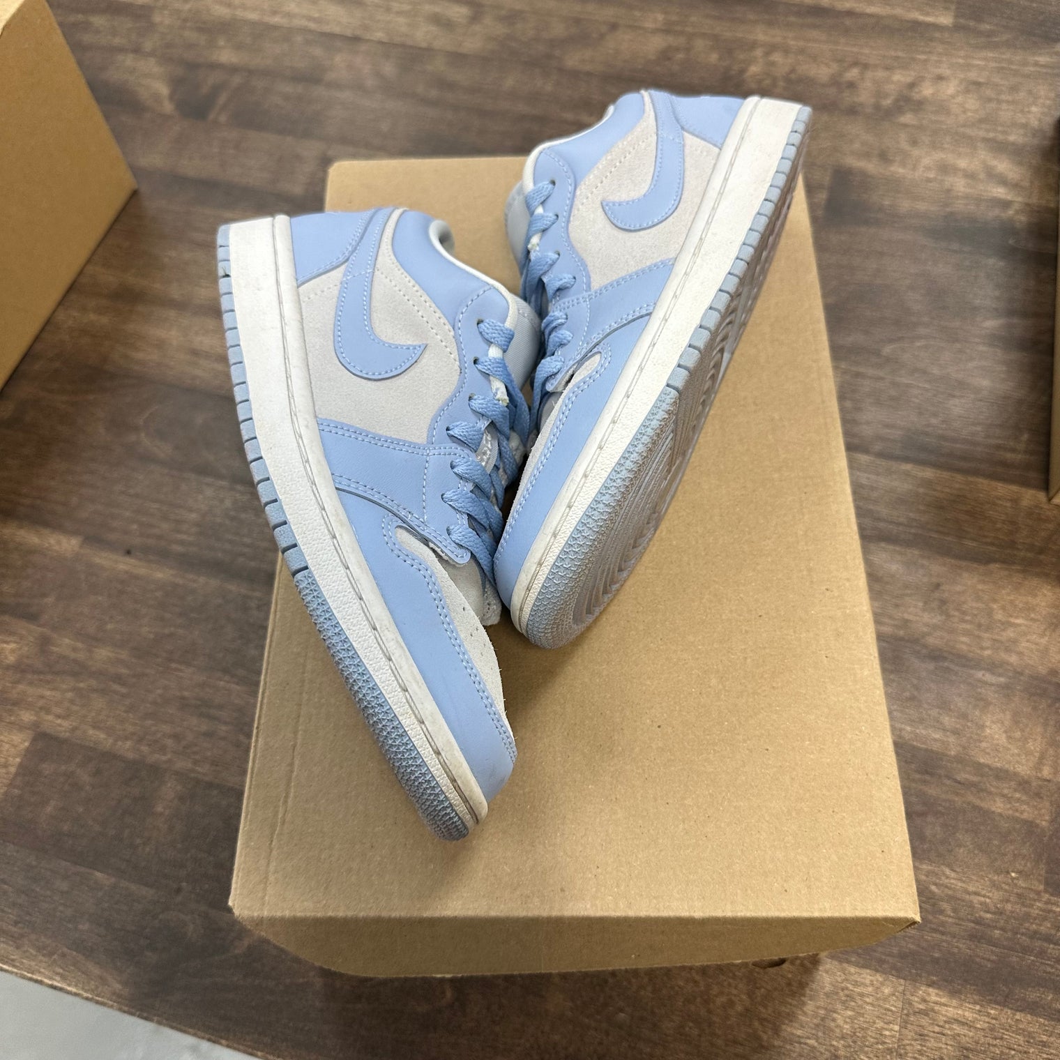 Aluminum Jordan 1 Low (W) (USED, No Box)