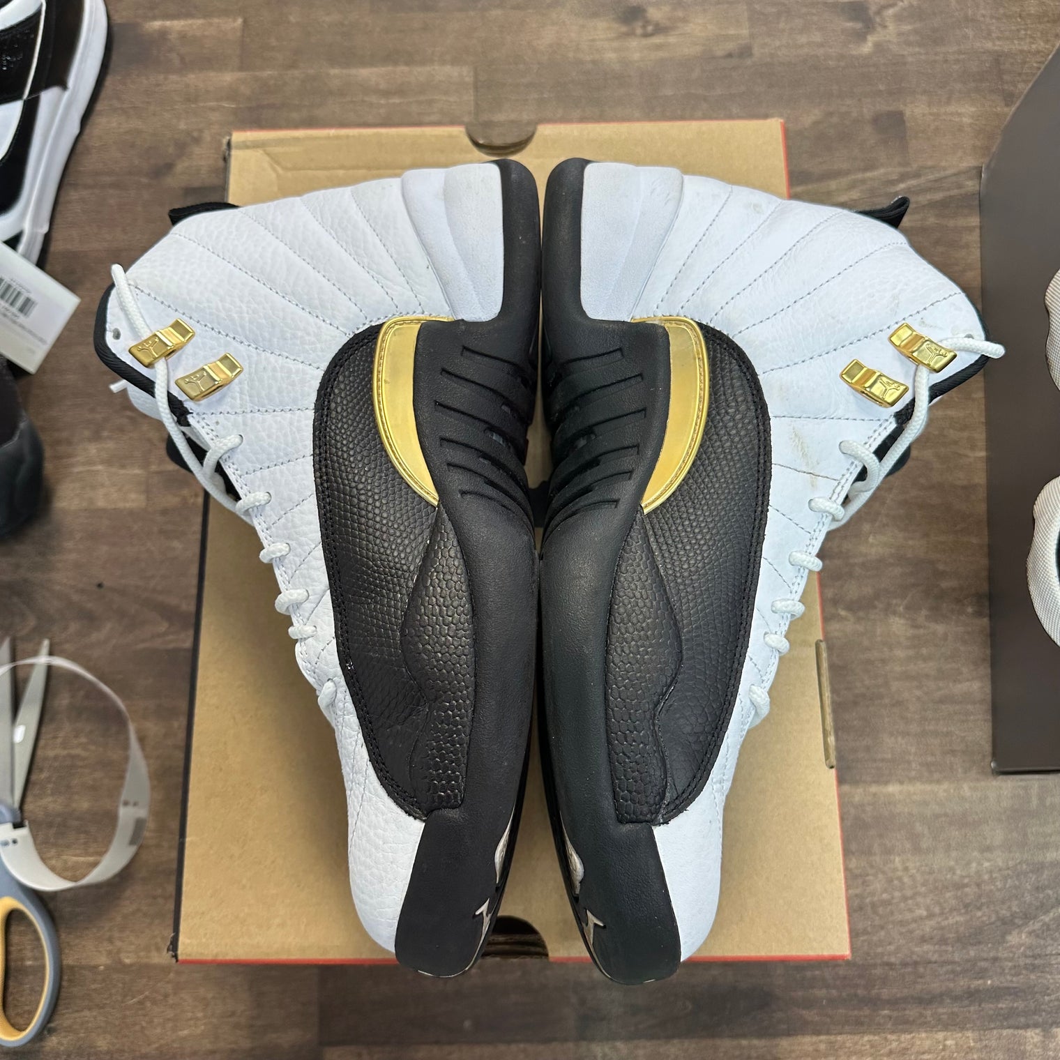 Taxi Royalty Jordan 12 Retro (USED)