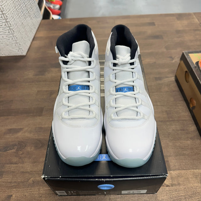 Jordan 11 Retro Legend Blue (2014) (Lightly Worn)