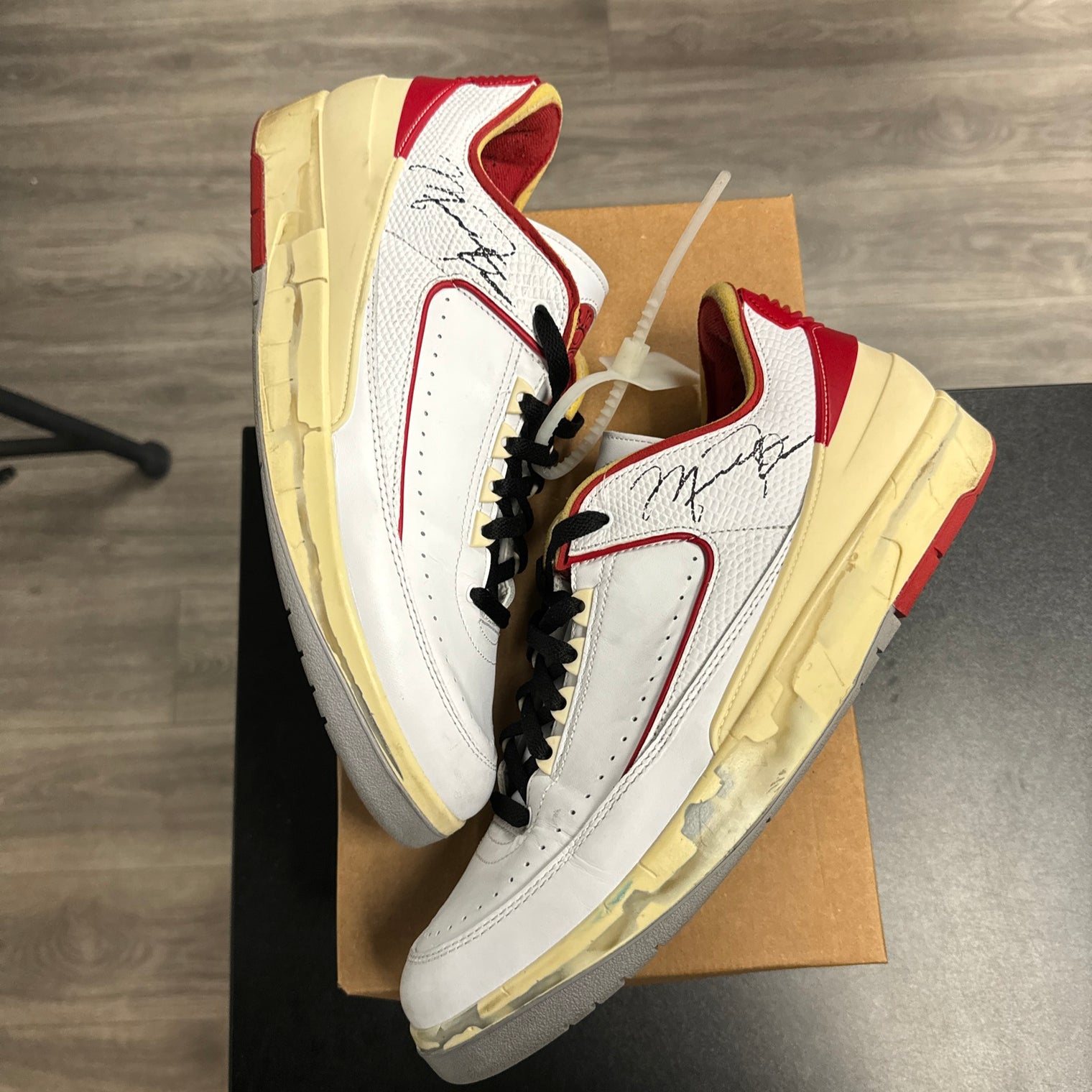 Off-White Jordan 2 White Varsity Red (USED, No Box)