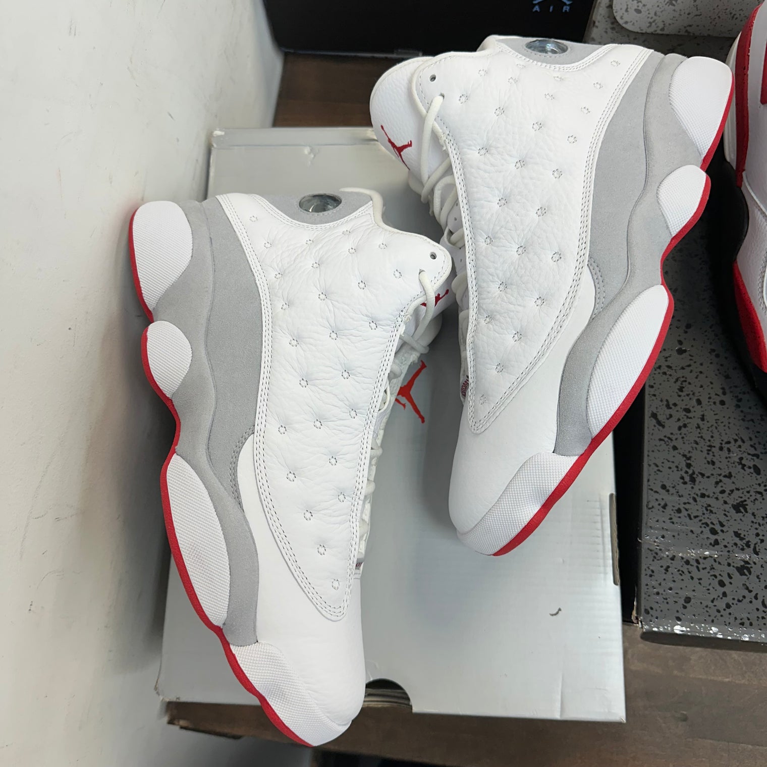 Wolf Grey Jordan 13 Retro (USED)