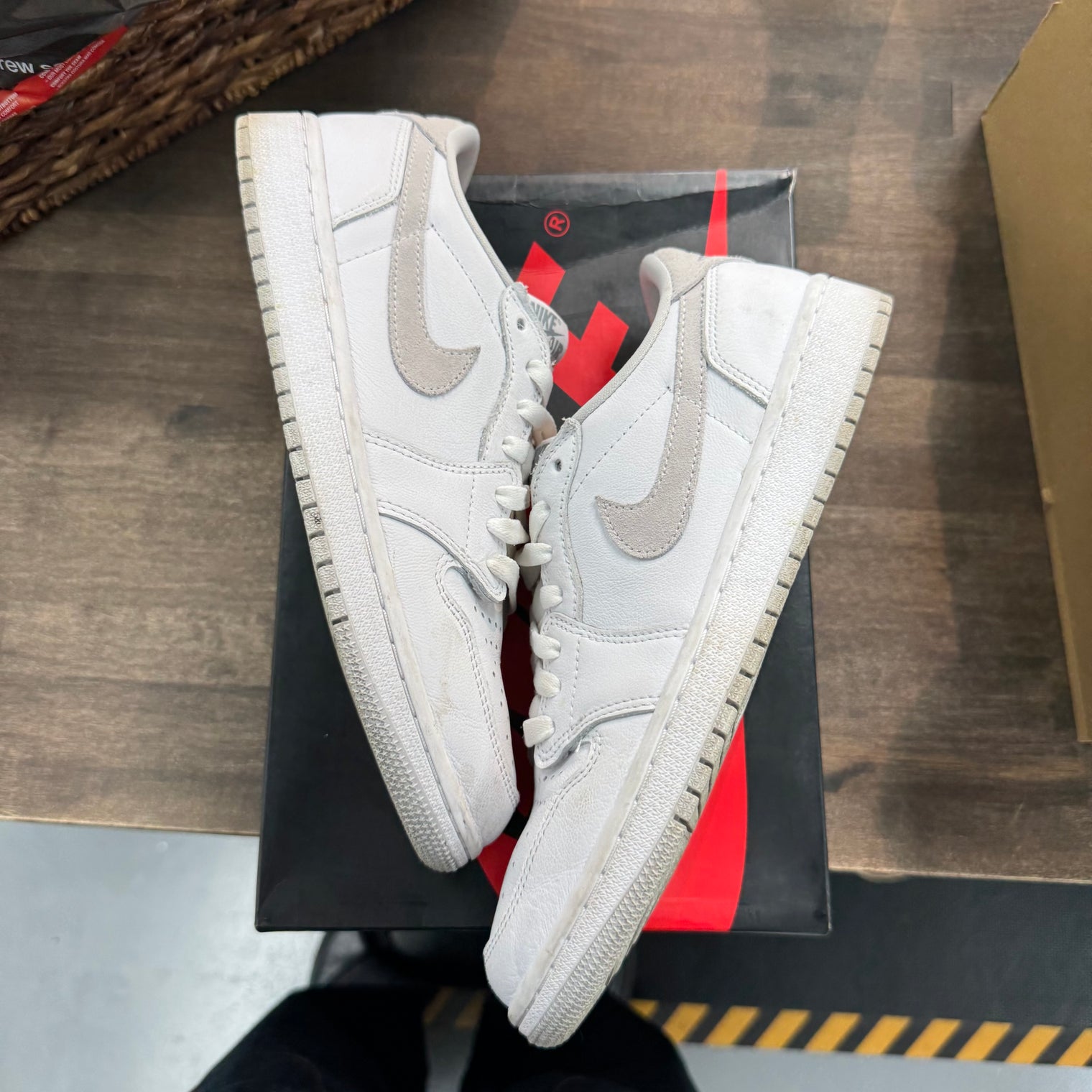 Neutral Grey Jordan 1 Low OG (USED)
