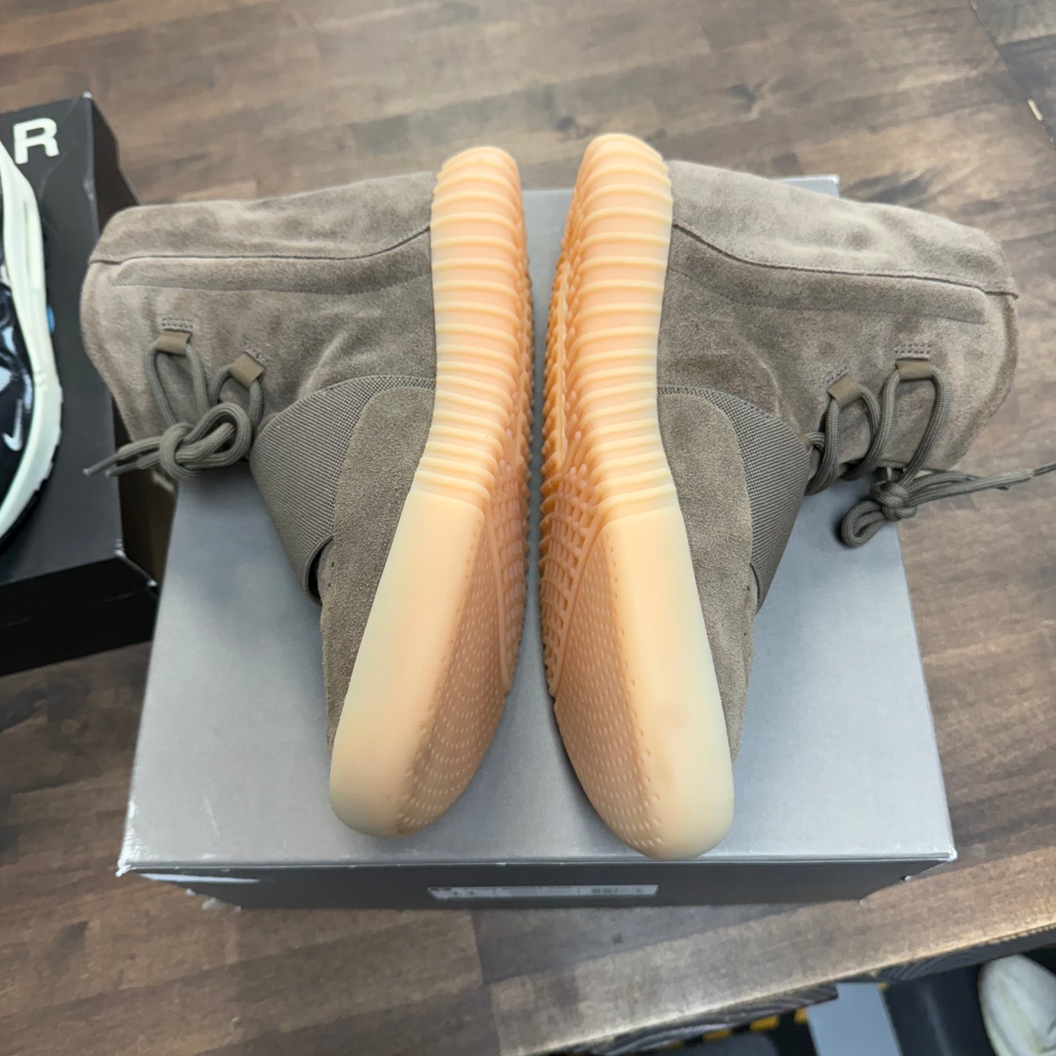 Chocolate Yeezy Boost 750 (USED)