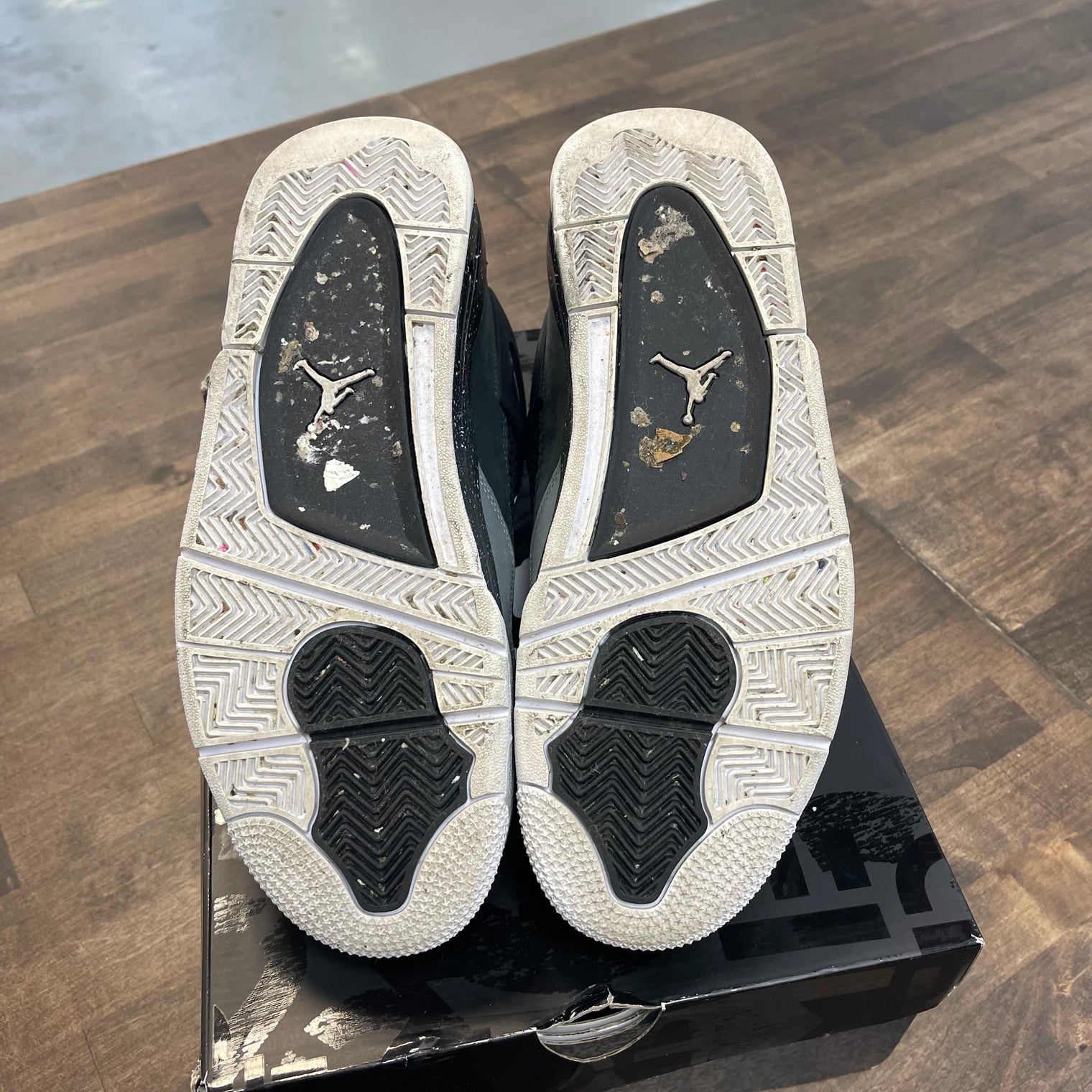 Fear Jordan 4 (2024) (USED)