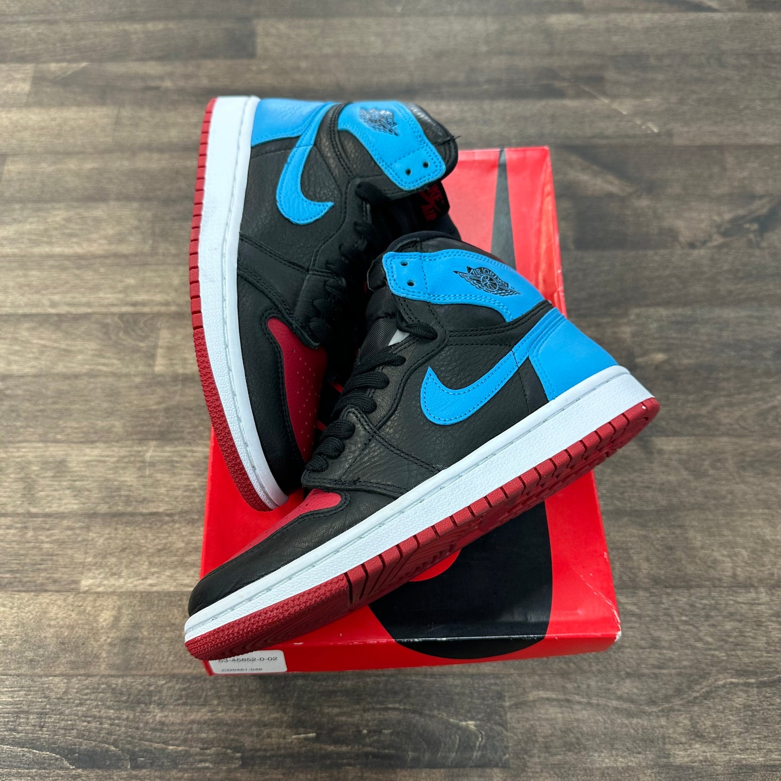 NC to Chi Jordan 1 High (W) (Lightly Worn)