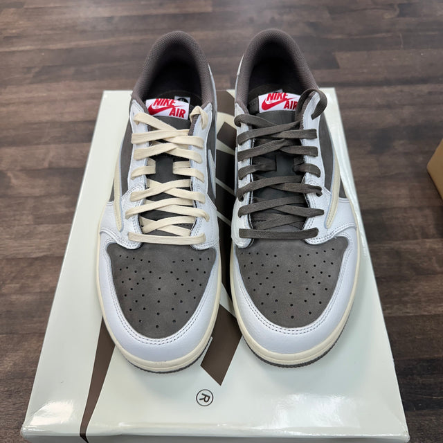 Reverse Mocha Travis Scott Jordan 1 Low (USED)