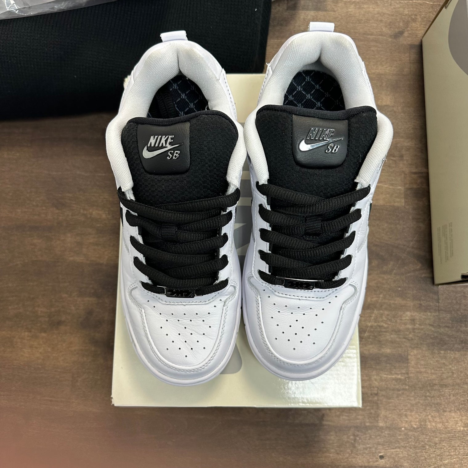 White Black Nike SB Zoom Air Paul Rodriguez 1 OG (USED)