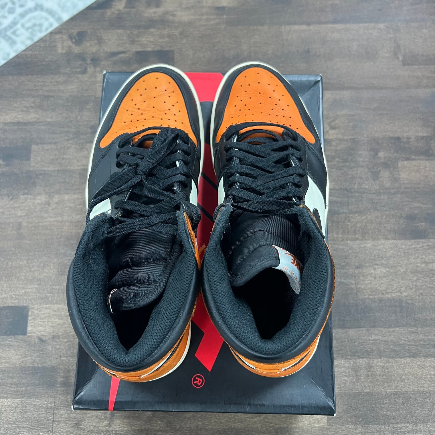 Shattered Backboard OG Jordan 1 High (USED)