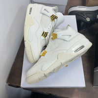 (W) Metallic Gold Jordan 4 (USED)