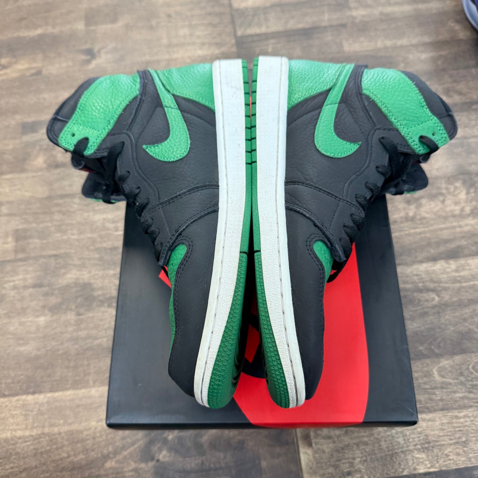 Pine Green 2.0 Jordan 1 High (USED)