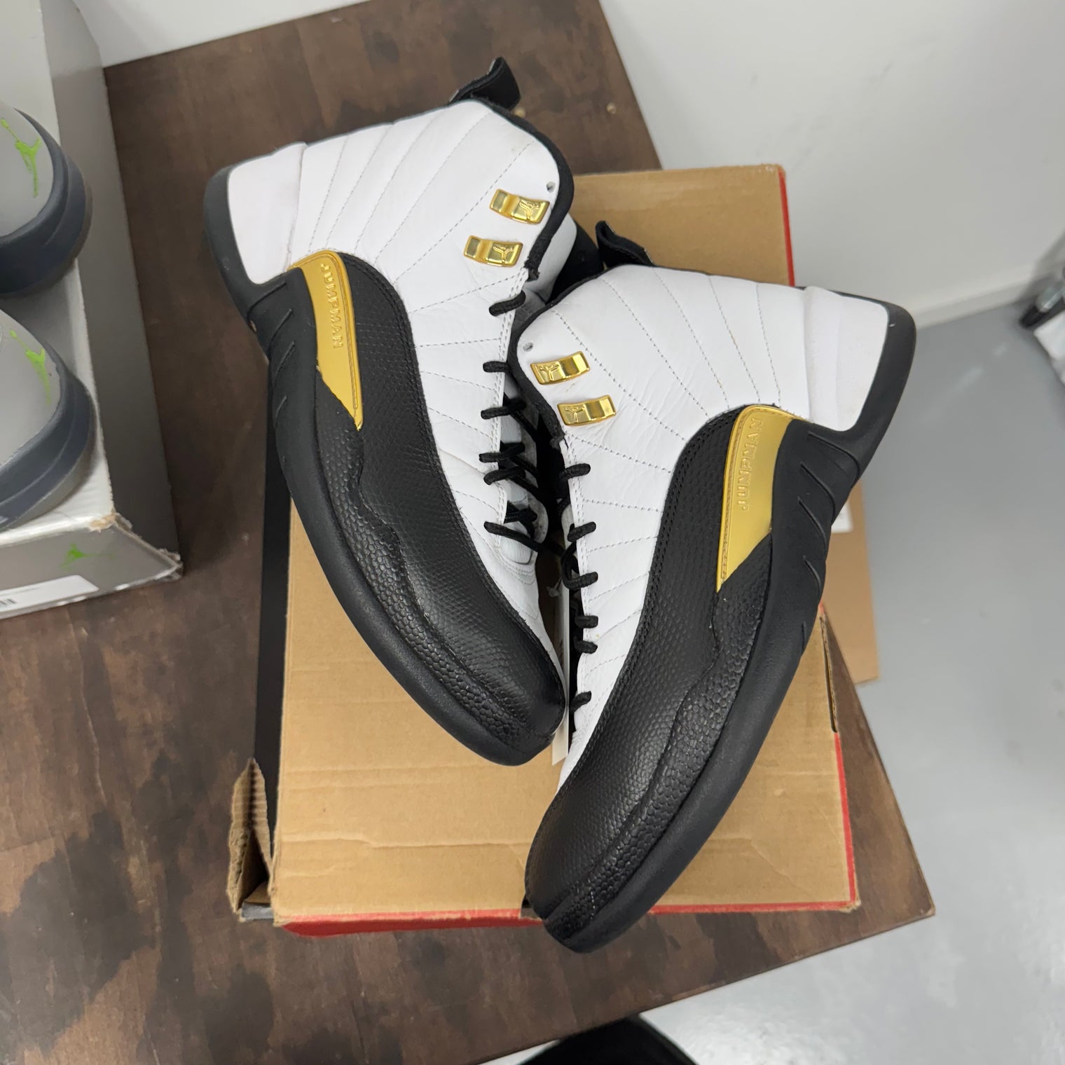 Taxi Royalty Jordan 12 (USED)