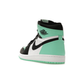 jordan_1_retro_high_og_green_glow_2