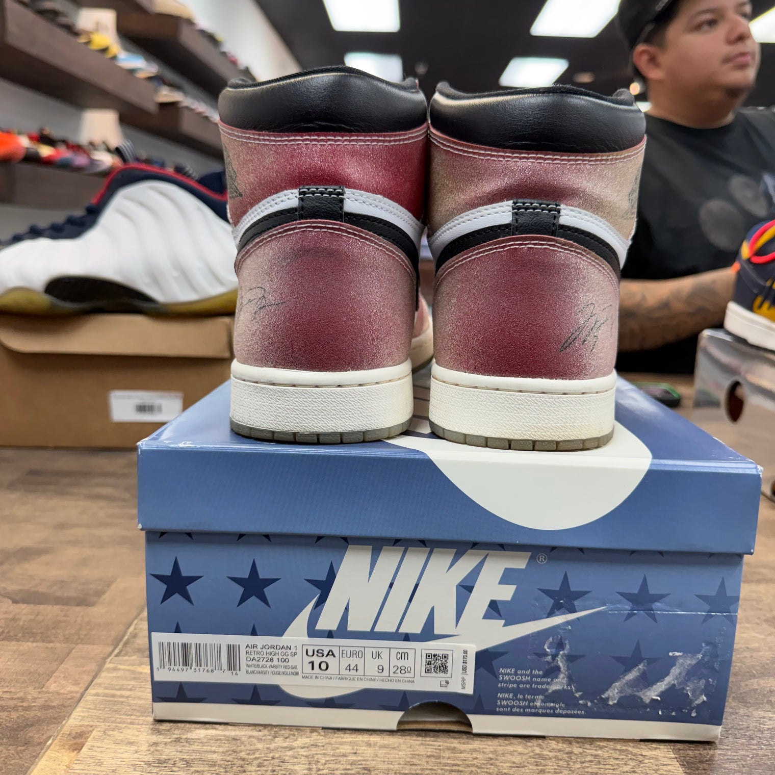 Trophy Room Jordan 1 Retro High (USED)