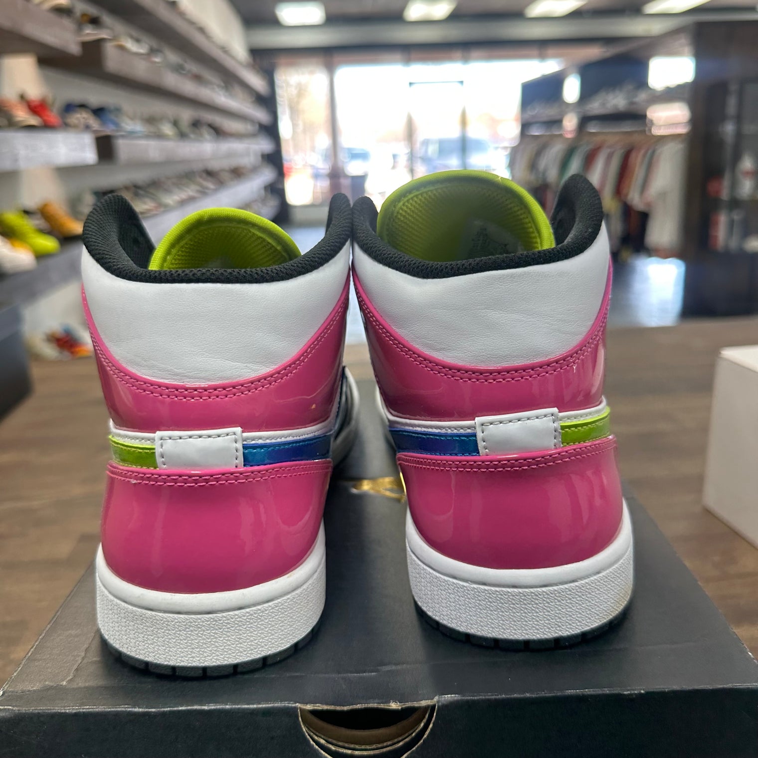 Black White Cyber Pink Jordan 1 Mid (USED)