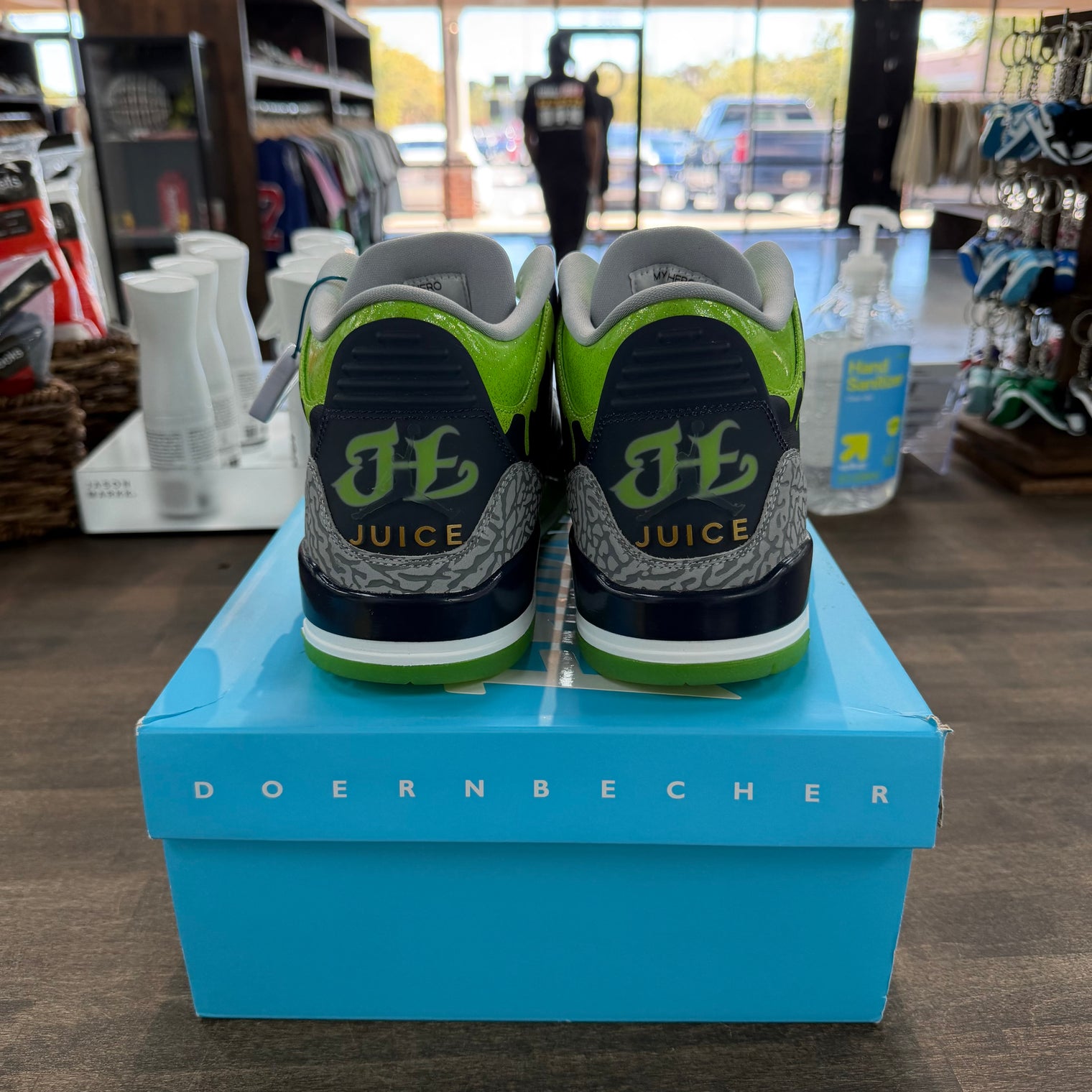Doernbecher Hugo Jordan 3 Retro (USED)