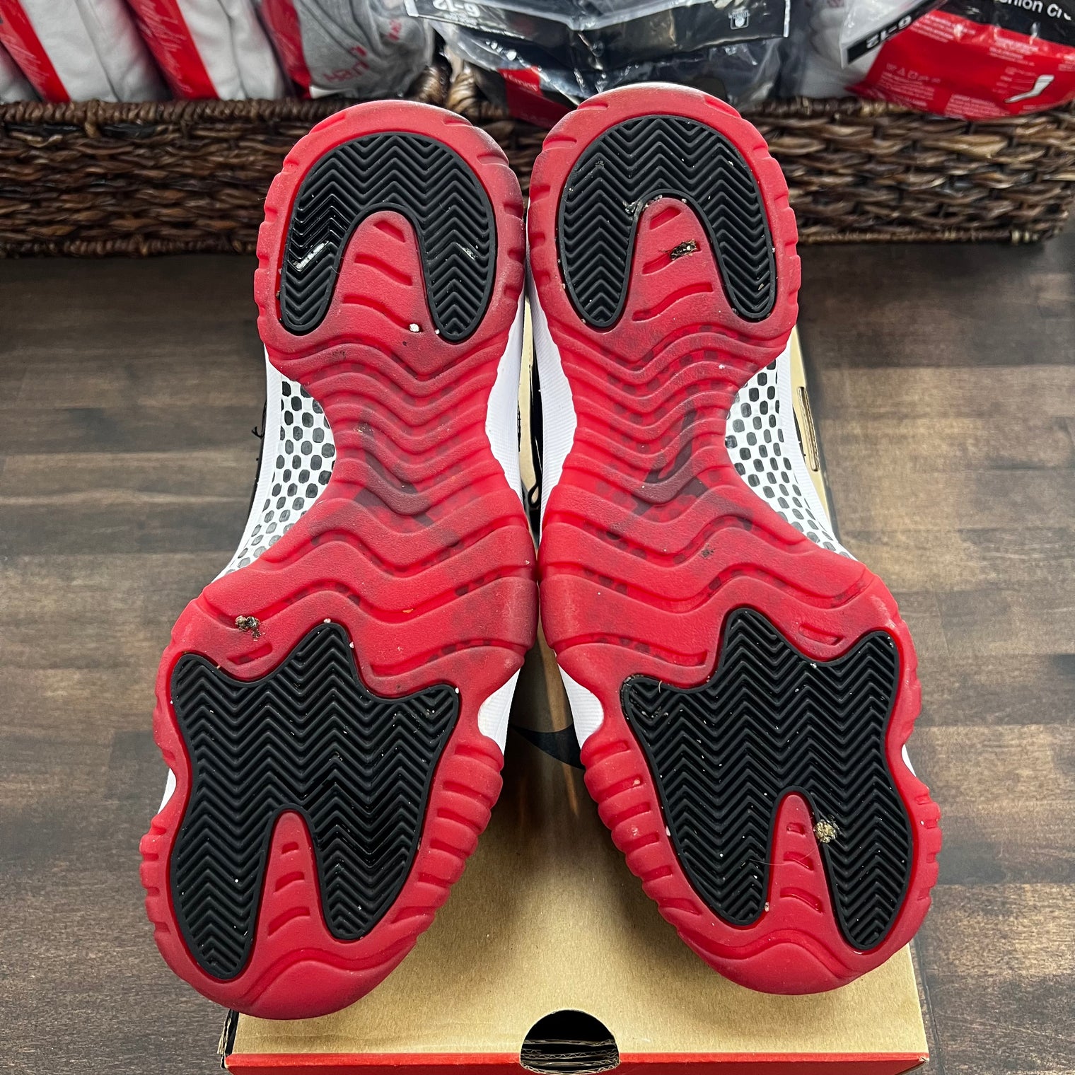 Bred Jordan 11 High (USED)