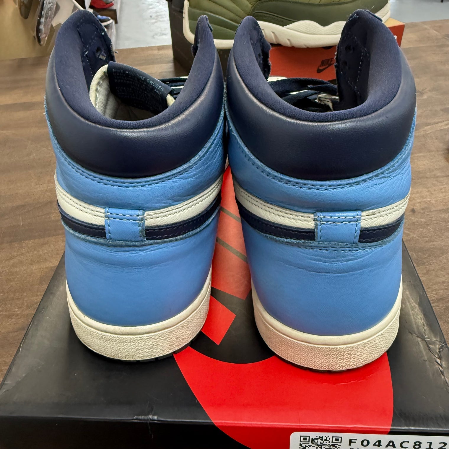 Obsidian Jordan 1 High (USED)