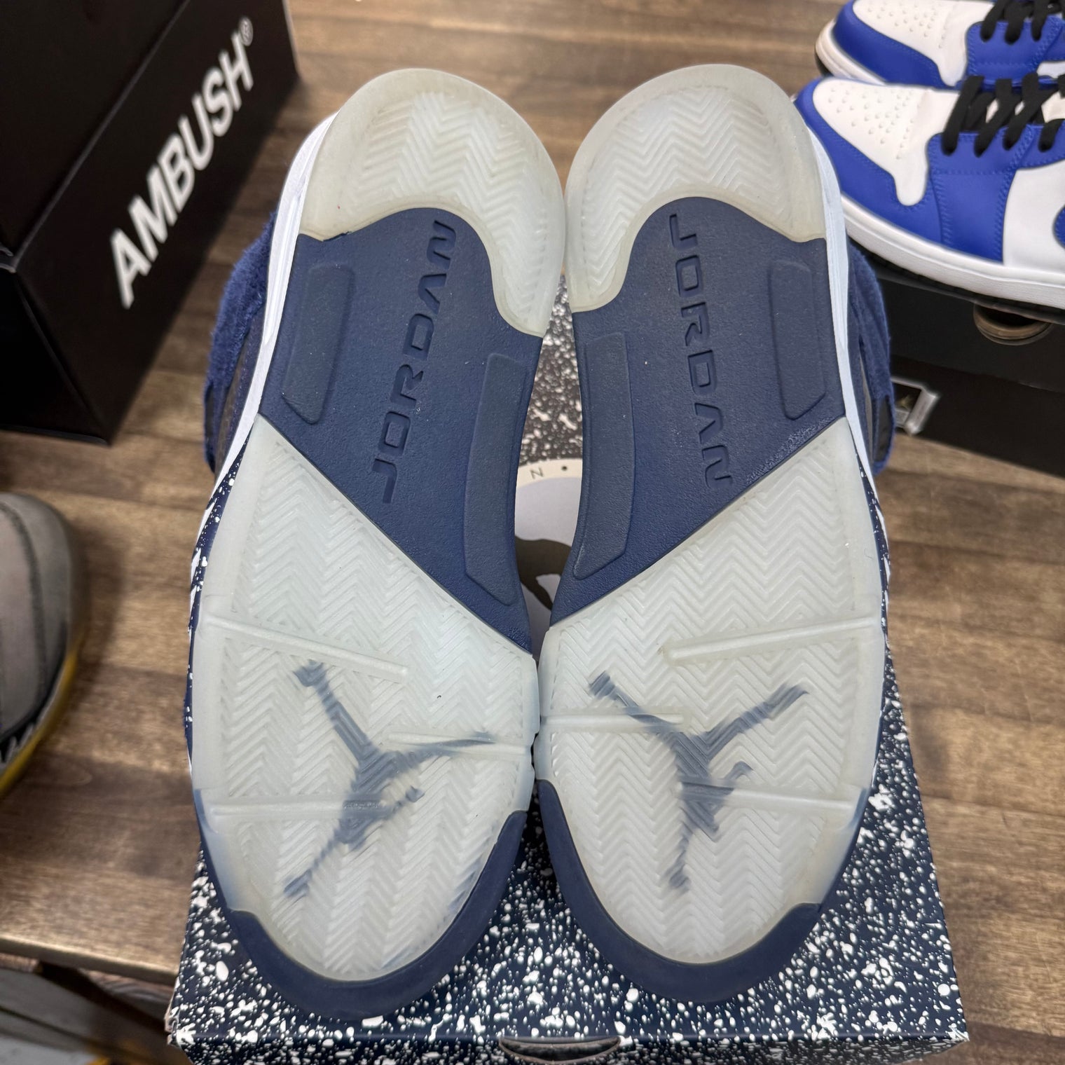Midnight Navy Jordan 5 Retro (Lightly Worn)