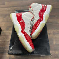 Cherry Jordan 11 (USED)