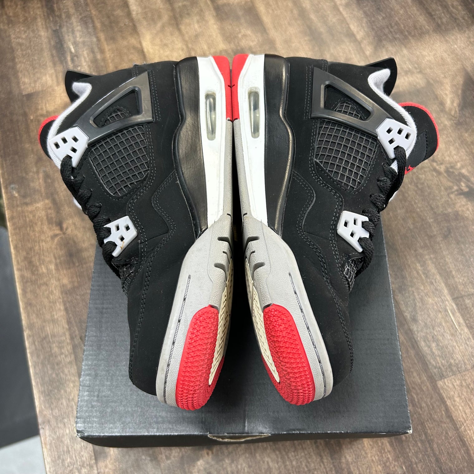 Bred Jordan 4 (2019) (GS) (USED)