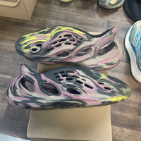 MX Carbon Yeezy Foam RNNR (USED, No Box)
