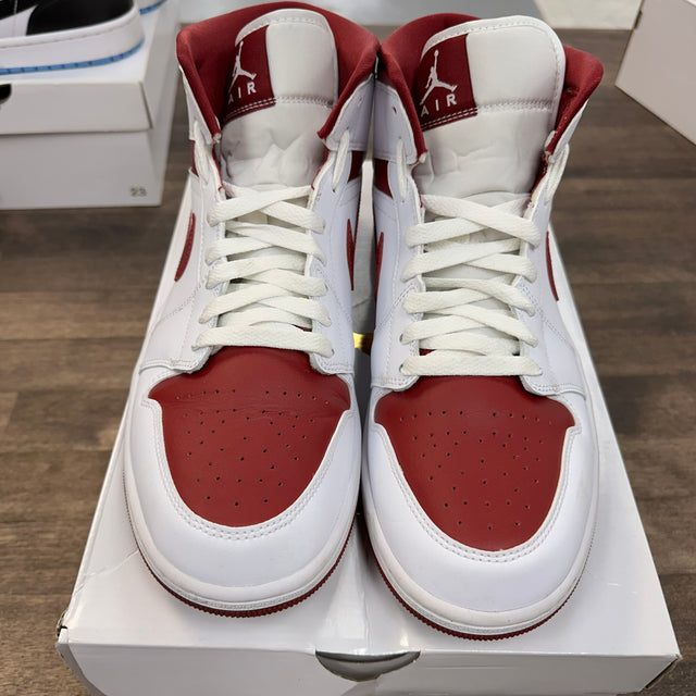 Reverse Chicago Jordan 1 Mid (W) (USED)