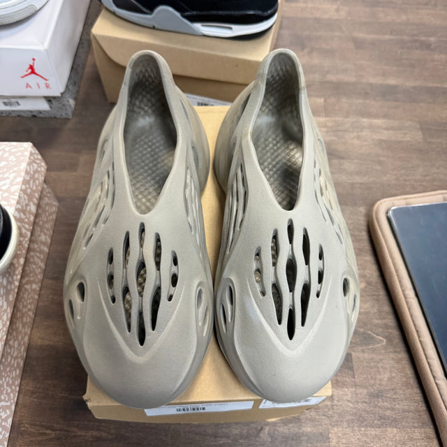 Desert Sage Yeezy Foam RNNR (USED)