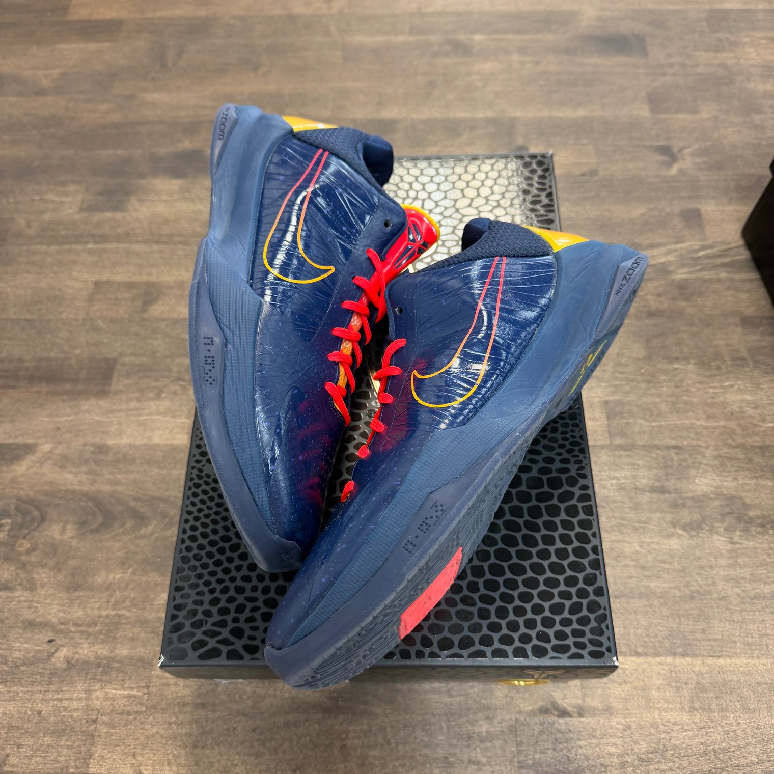 Caitlin Clark Indiana Fever Nike Kobe 5 Protro (USED)