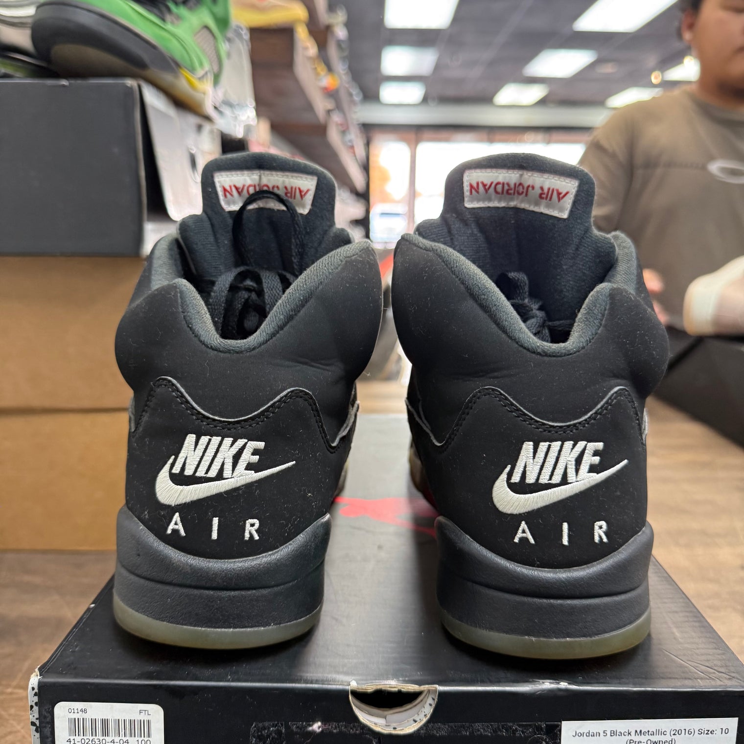 Black Metallic Jordan 5 Retro (2016) (USED)