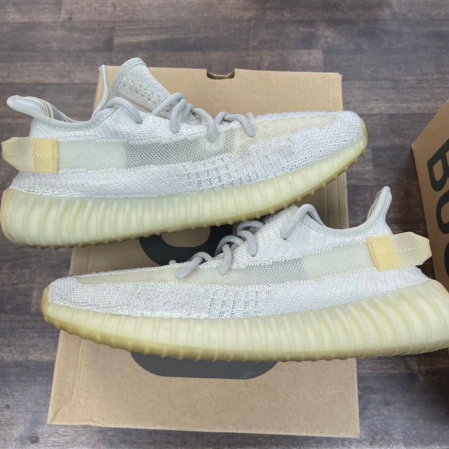 Light Yeezy 350 (USED)