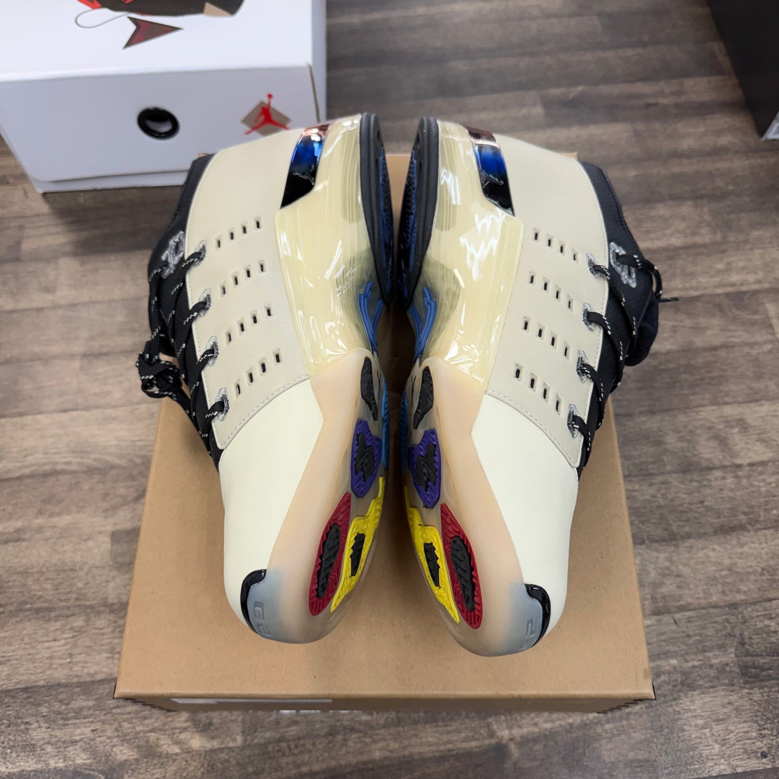 Infinite Archive Jordan 17 Retro (2025) (USED)