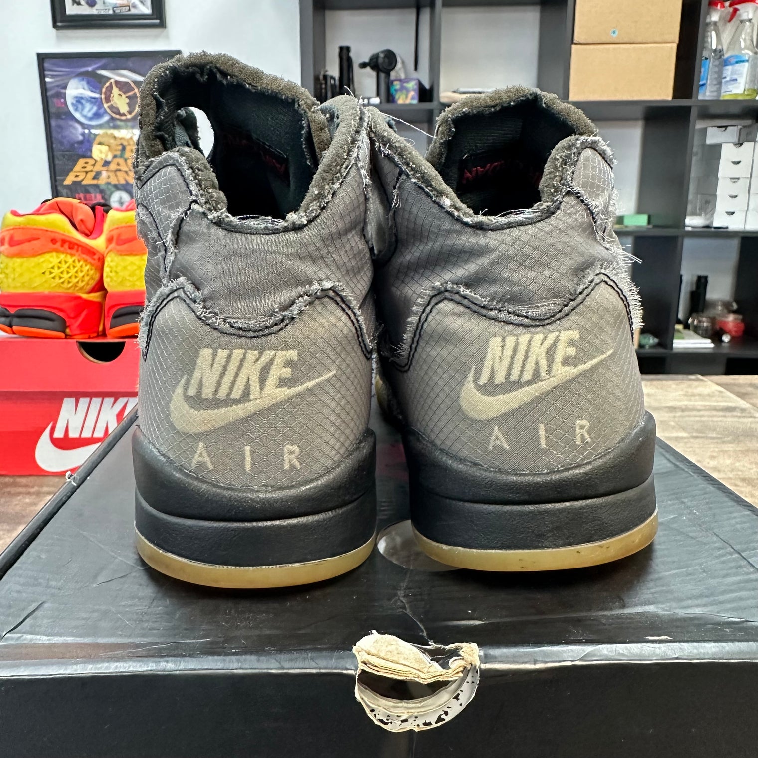 Off-White Muslin Jordan 5 Retro (USED)
